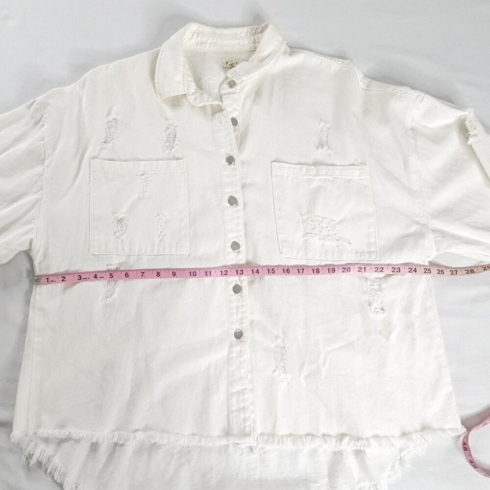 POL Distressed White Denim Oversized Button Up Raw Hem Jacket - Picture 4 of 8